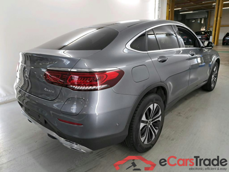 MERCEDES-BENZ GLC COUPE 2.0 GLC 300 DE 4MATIC BUS SOL AUTO #4