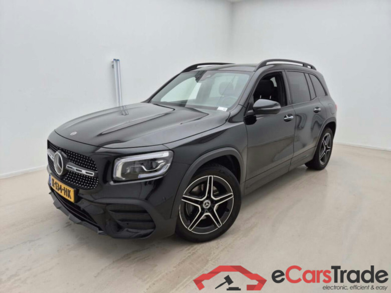 MERCEDES-BENZ GLB 200 Bns Solut. AMG