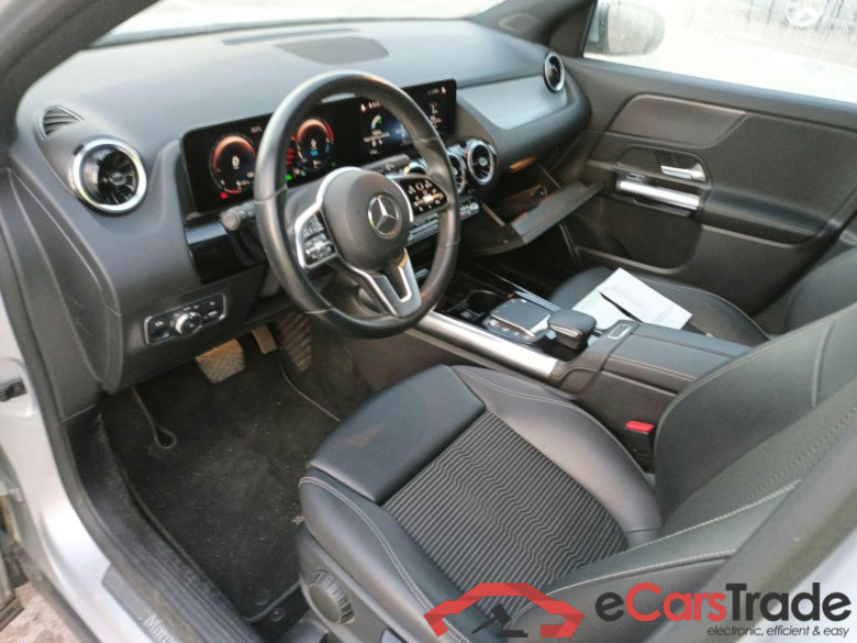 MERCEDES-BENZ GLA / 2020 / 5P / todoterreno GLA 250 e #3