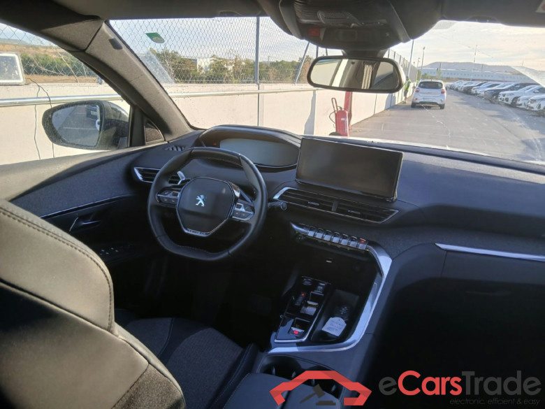 PEUGEOT 3008 Hybrid / 2020 / 5P / todoterreno 225 e-EAT8 Allure #3