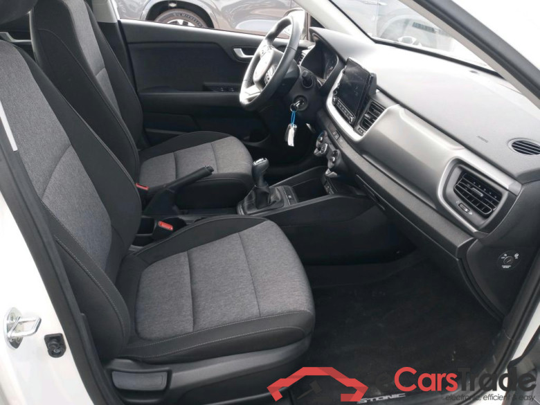 KIA Stonic / 2017 / 5P / todoterreno 1.0 T-GDi 74kW (100CV) MHEV iMT Concept #6