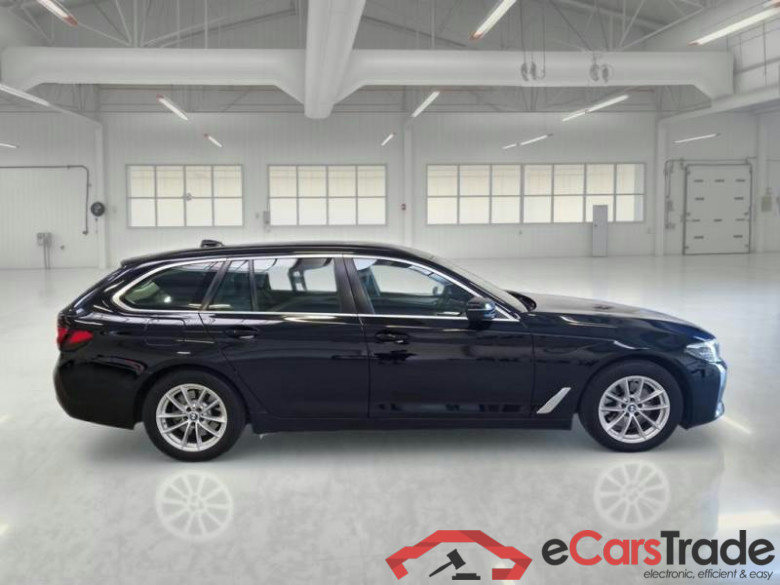 BMW SERIE 5 / 2020 / 5P / STATION WAGON 518D BUSINESS TOURING #6