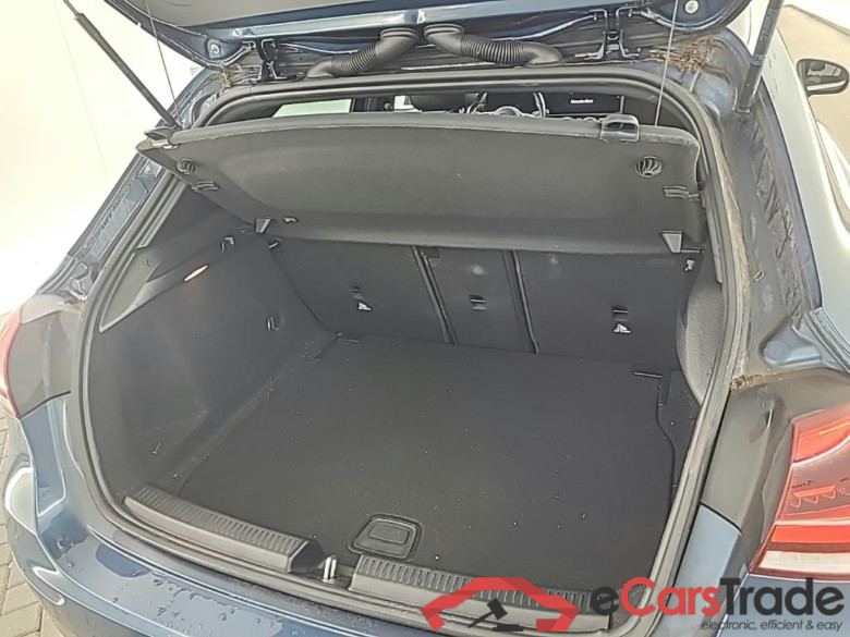 MERCEDES-BENZ A-klasse A 200 DCT Luxury Line 5D 120kW #5
