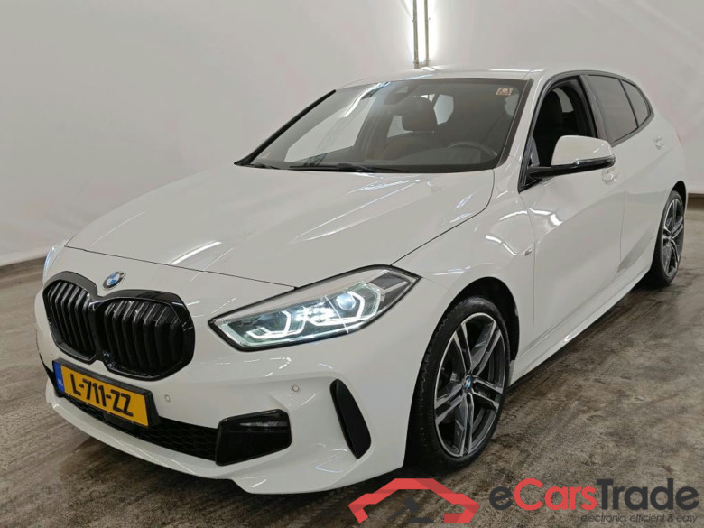 BMW 1 Serie 118iA Corporate Executive 5d #1