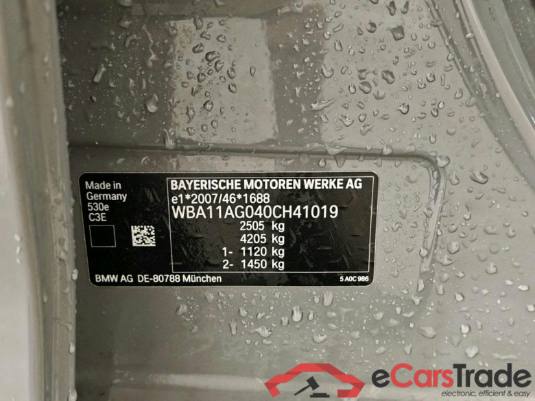 BMW 5 Serie Sedan 530e 4d #6