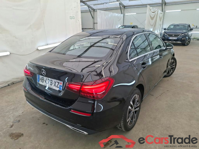 MERCEDES-BENZ Classe A Berline / 2022 / 4P / Berline A 250 e Business Line 8G-DCT #4