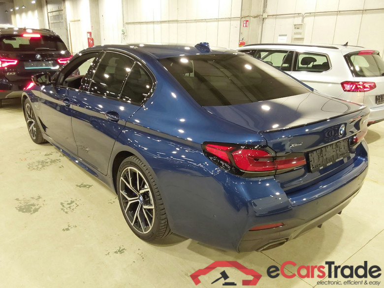 BMW 5-serie 3.0 545E XDRIVE AUTO #2