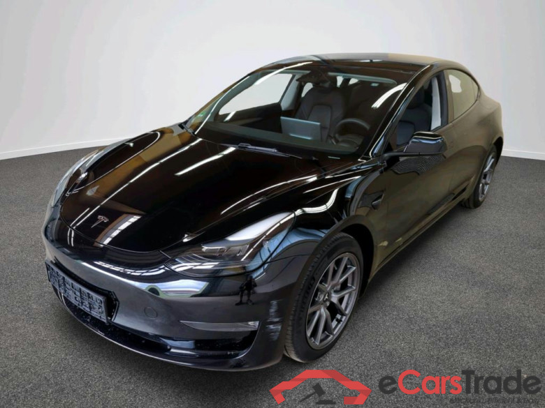 TESLA Model 3 Langstreckenbatt. RWD Hinterradantrieb Business 4d 208kW