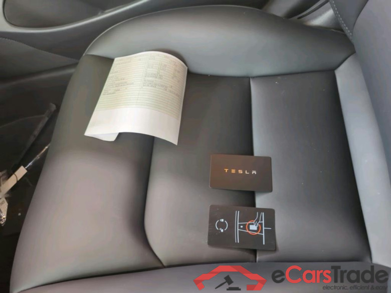 TESLA Model 3 Langstreckenbatt. RWD Hinterradantrieb Business 4d 208kW #3