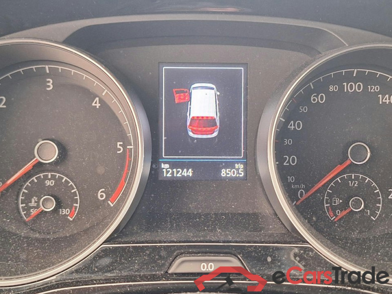 Touran Highline BMT/Start-Stopp 2.0 TDI 110KW AT7 E6d #6