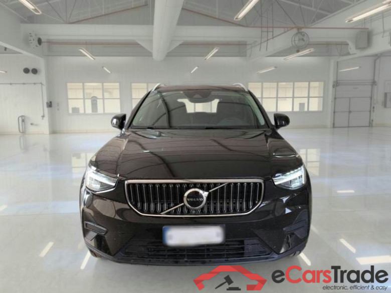VOLVO XC40 / 2021 / 5P / SUV T4 Recharge Plug-in auto Essential #6