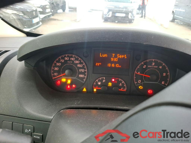 PEUGEOT Boxer / 2014 / 4P / Fourgon tôlé BlueHDi S&S 120 PRO 335 L3H2 #6