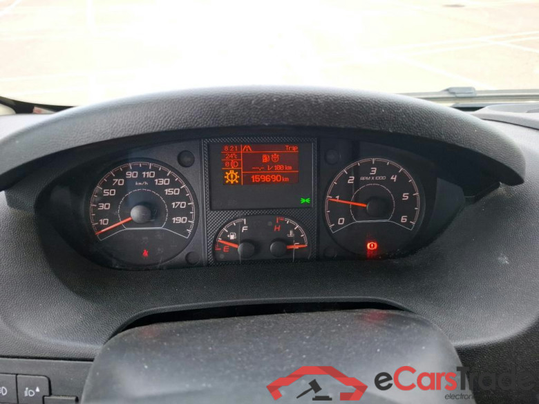 PEUGEOT Boxer 2014 4P Fourgon tôlé BlueHDi 120 ASPHALT 333 L2H2 #6