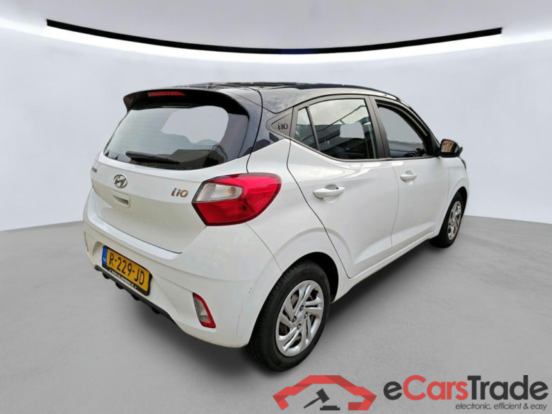 HYUNDAI i10 49 kW #4