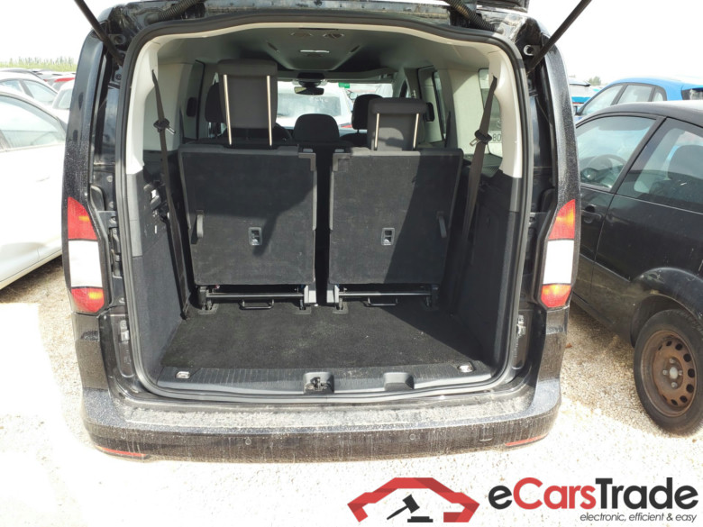 FORD Grand FORD Grand Tourneo 2,0 ECOBLUE 102 CV BVM TITANIUM  Titanium #2