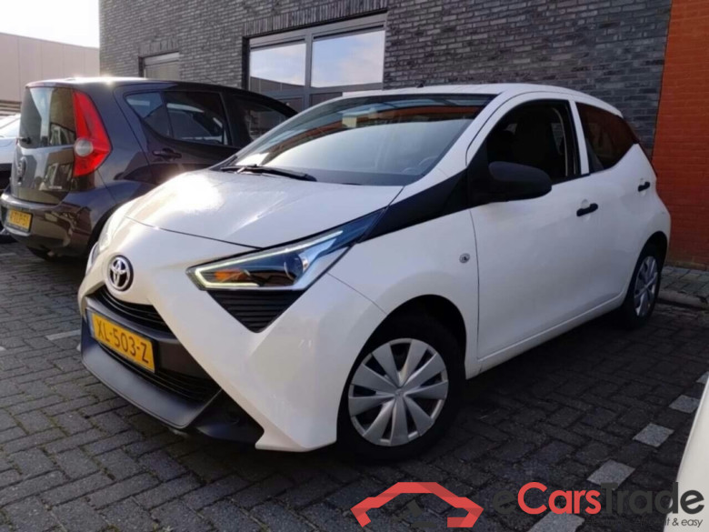 TOYOTA Aygo 1.0 VVT-i x-fun