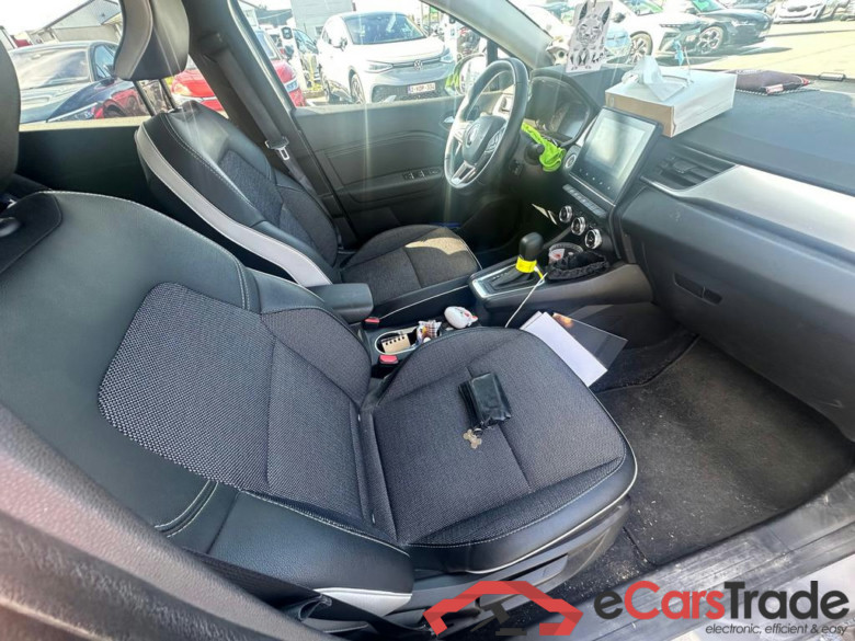 RENAULT Captur 1.33 TCe MHEV Techno EDC GPF #3