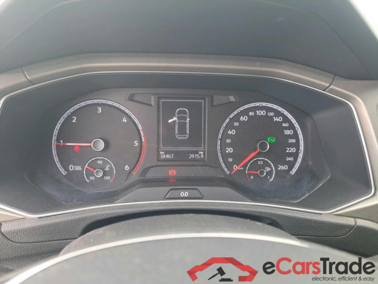 VOLKSWAGEN T-Roc / 2017 / 5P / todoterreno Advance 2.0 TDI 110kW (150CV) DSG (AC2) #4
