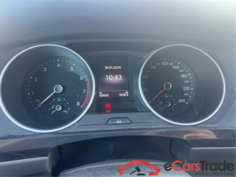 VOLKSWAGEN Tiguan / 2016 / 5P / todoterreno Advance 1.5 TSI 96kW (130CV) #5