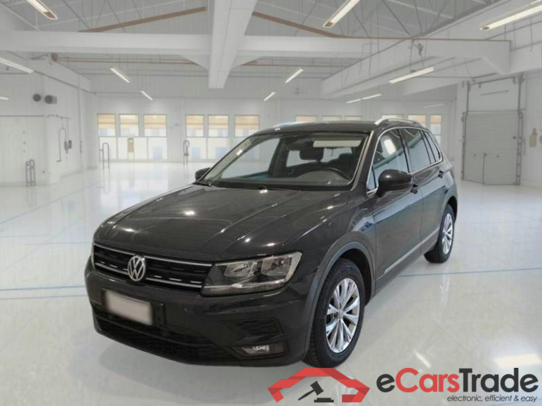VOLKSWAGEN TIGUAN / 2016 / 5P / SUV 2.0 TDI SCR 110KW BUSINESS BMT DSG #1