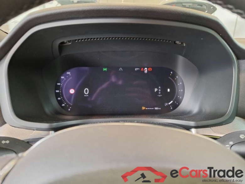 VOLVO V60 / 2019 / 5P / Station wagon B4 D autom. PLUS Dark #4