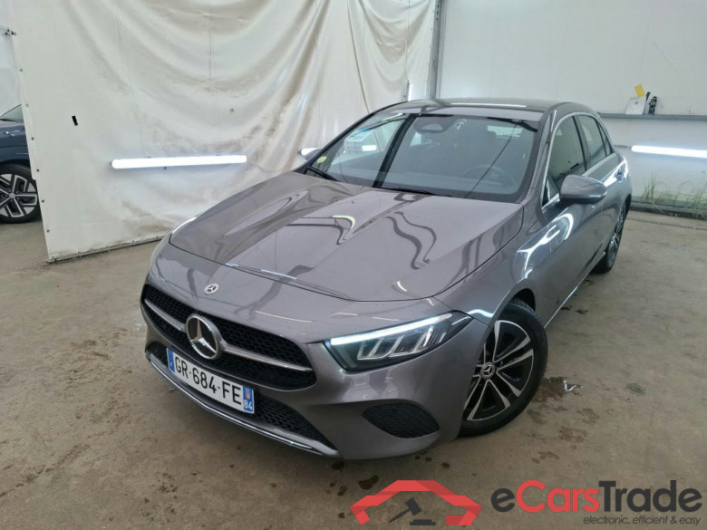 MERCEDES-BENZ Classe A Compact / 2022 / 5P / Berline A 180 d Business Line 8G-DCT #2