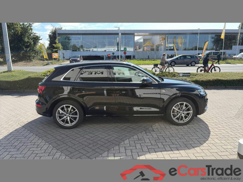 AUDI Q5 PHEV 50 TFSi e Quattro S tronic