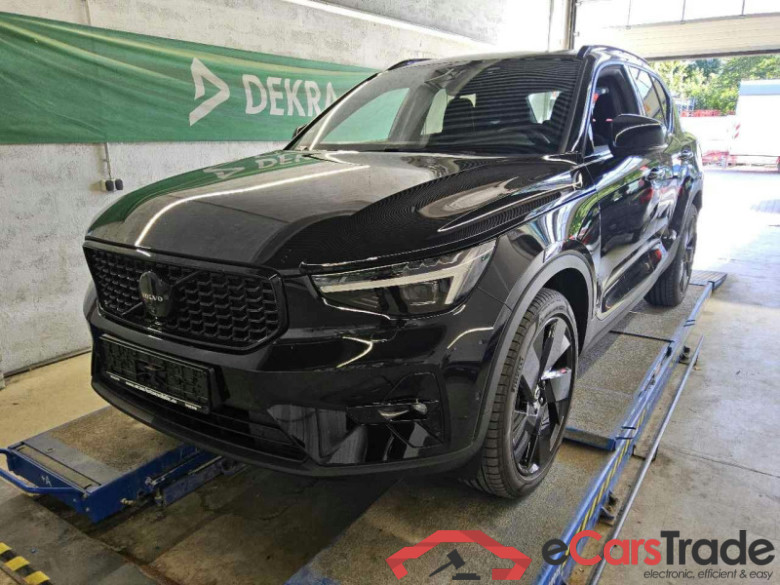 Volvo XC40 (2017->) DE - SUV5 B4 2WD EU6e, Ultra Black Edition, (Facelift) 2024 - 2026