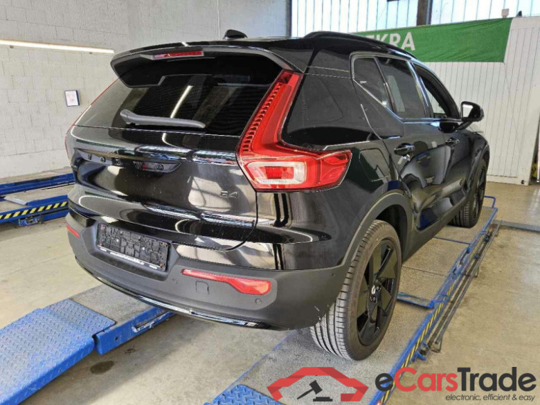 Volvo XC40 (2017->) DE - SUV5 B4 2WD EU6e, Ultra Black Edition, (Facelift) 2024 - 2026 #3