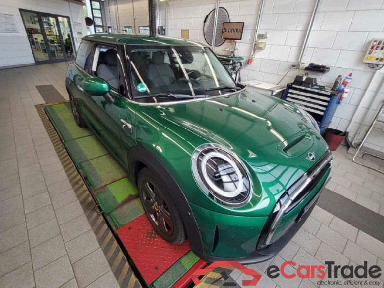 MINI Mini 3-trg. (F56)(2013->) DE - LimS3 SE, Cooper SE Classic Trim, (Facelift 2) 2021 - 2024 #2