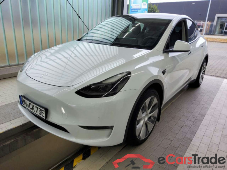 Tesla Model Y (01.2021->) DE - SUV5 Dual, Maximale Reichweite Dual AWD, 2021 - 2025 #1