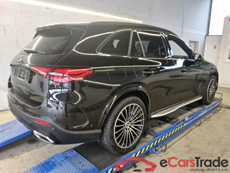 Mercedes-Benz GLC (BM 254)(06.2022->) DE - SUV5 GLC 200 EU6d, 4Matic AMG Line, 2022 - 2024 #3