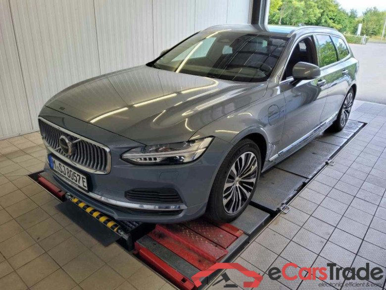 Volvo V90 Kombi (03.2016->) DE - Kb5 T6 Twin Engine AWD PHEV EU6d, Core, 2021 - 2024 #1