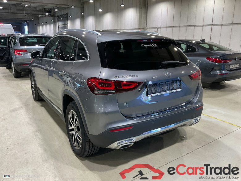 MERCEDES-BENZ GLA 1.3 GLA 250 E DCT BUSINESS SOLUTION #3