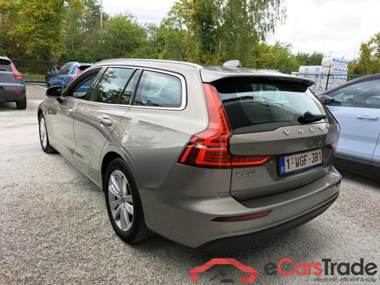 VOLVO V60 DIESEL - 2018 2.0 D3 Momentum Geartronic (EU6d-TEMP) STOCK #3