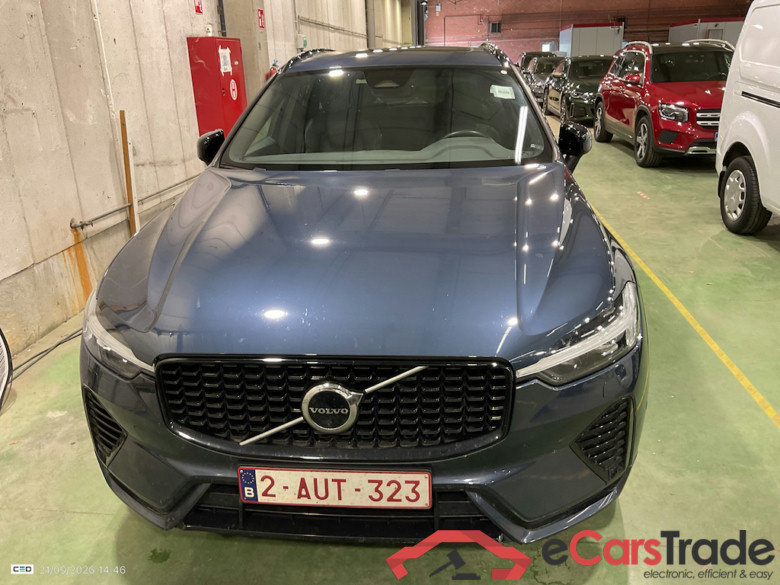 VOLVO XC60 2.0 T8 PHEV R-DESIGN AUTO 4WD #2