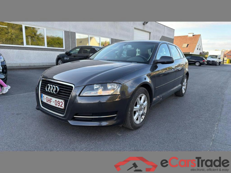 AUDI A3 Sportback Dsl 1.6 TDi Ambiente Start/Stop DPF #4