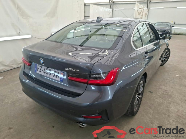 BMW Série 3 Berline / 2018 / 4P / Berline 320e 204ch Business Design BVA8 Hybride #6