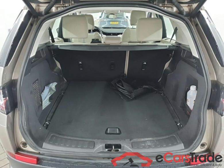 LAND ROVER DISCOVERY SPORT P300e PHEV AWD SE auto 5D 227kW #5