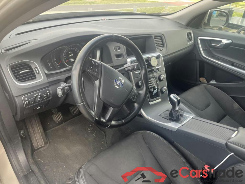 Volvo V60 2.0 D2 Navi Klima PDC ... #5