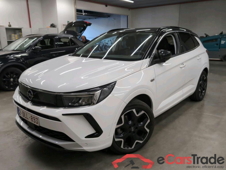 OPEL - OPE GRANDLAND 1.6 Turbo 224PK HYBRID Ultimate & Black Pack & Removable Towing Hook * HYBRID *