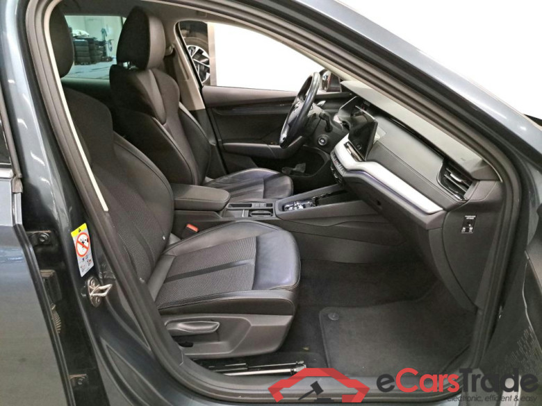 SKODA - SKO OCTAVIA COMBI CRTDI 150PK DSG7 Ambition Pack Launch & Climatronic & Removable Towing Hook #3
