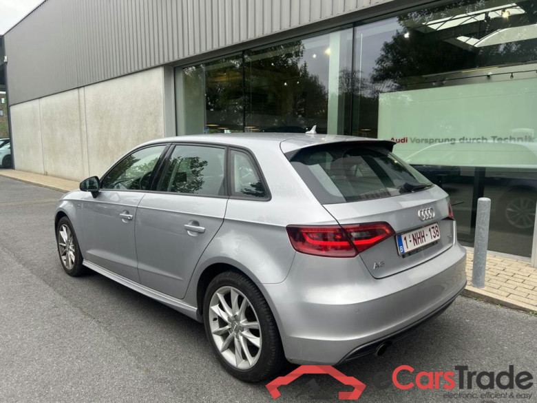 AUDI A3 Sportback Dsl 1.6 TDi Attraction S tronic #4