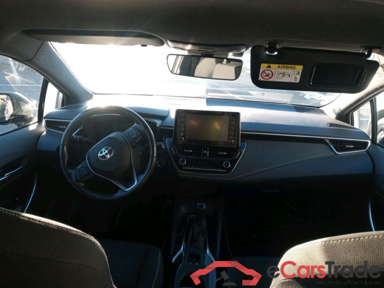 TOYOTA Corolla / 2019 / 5P / familiar 1.8 125H ACTIVE TECH E-CVT TOU SPORT #3