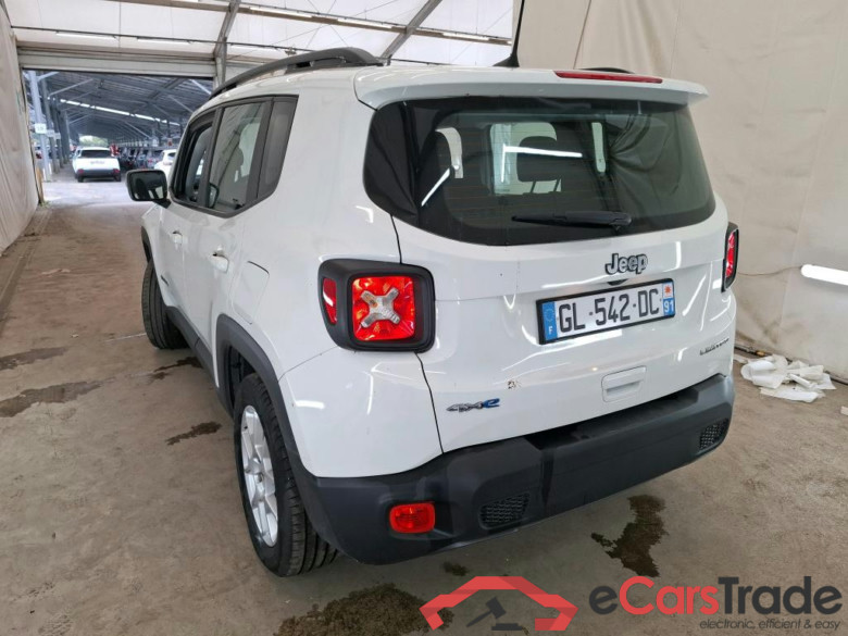 JEEP Renegade / 2018 / 5P / SUV 1.3 TURBO T4 190PS 4XE LIMITED OPERATION STOCK #3
