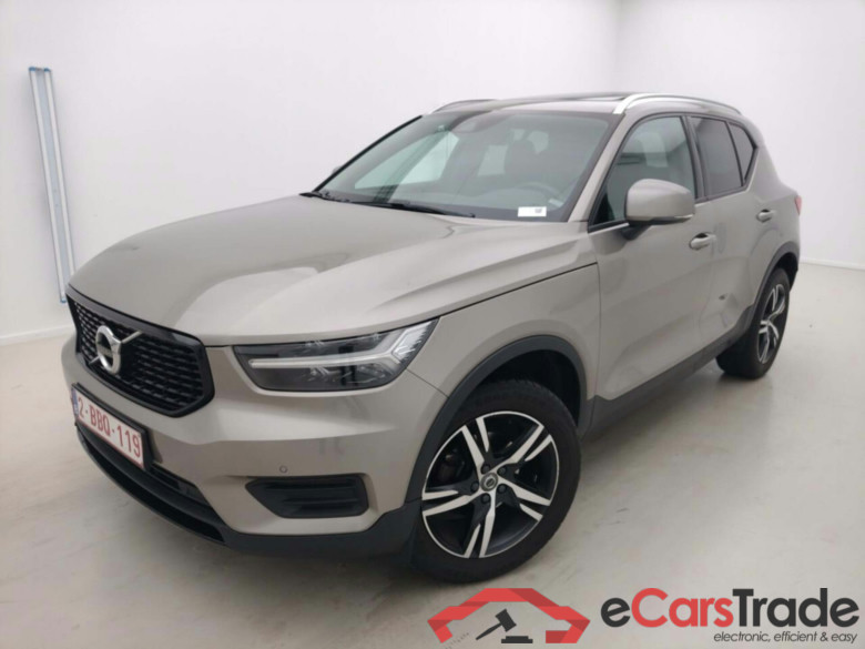 VOLVO XC40 T2 MOMENTUM PRO GEARTRONIC #1