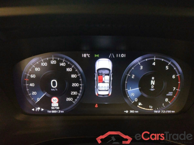VOLVO XC40 T2 MOMENTUM PRO GEARTRONIC #6