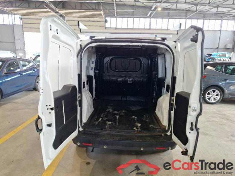 FIAT DOBLÒ CARGO / 2014 / 4P / VETT. FURGONATA 1.3 MULTIJET 16V 95CV SX EURO 6 #4
