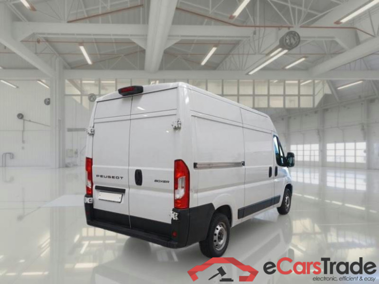 PEUGEOT BOXER / 2023 / 4P / FURGONE 2.2 BLUEHDI 120 SeS 330 L2H2 #2