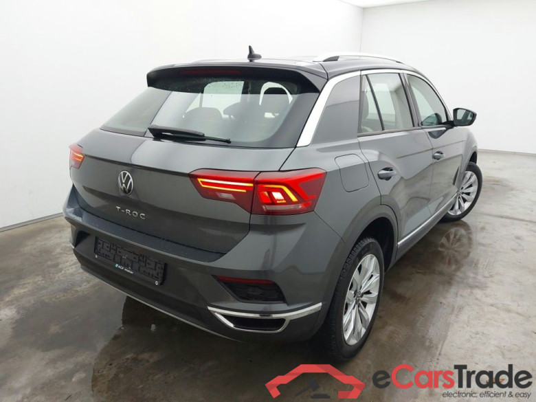 Volkswagen T-Roc 1.5 TSI Elegance 5d #2